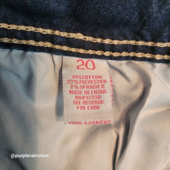 Almost Famous Cuffed Capri Jeans 20 High Rise Thick Stitch Medium Dark Wash - Picture 5 of 12